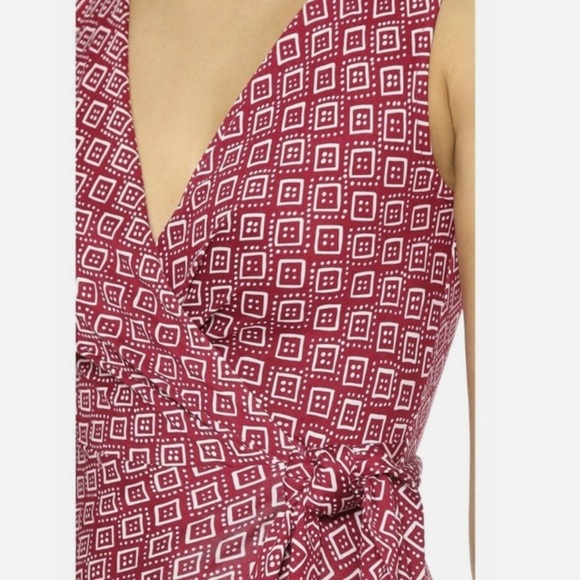DIANE VON FURSTENBERG Bella 100% Silk Geometric Pattern Faux Wrap Mini Dress - Picture 2 of 9